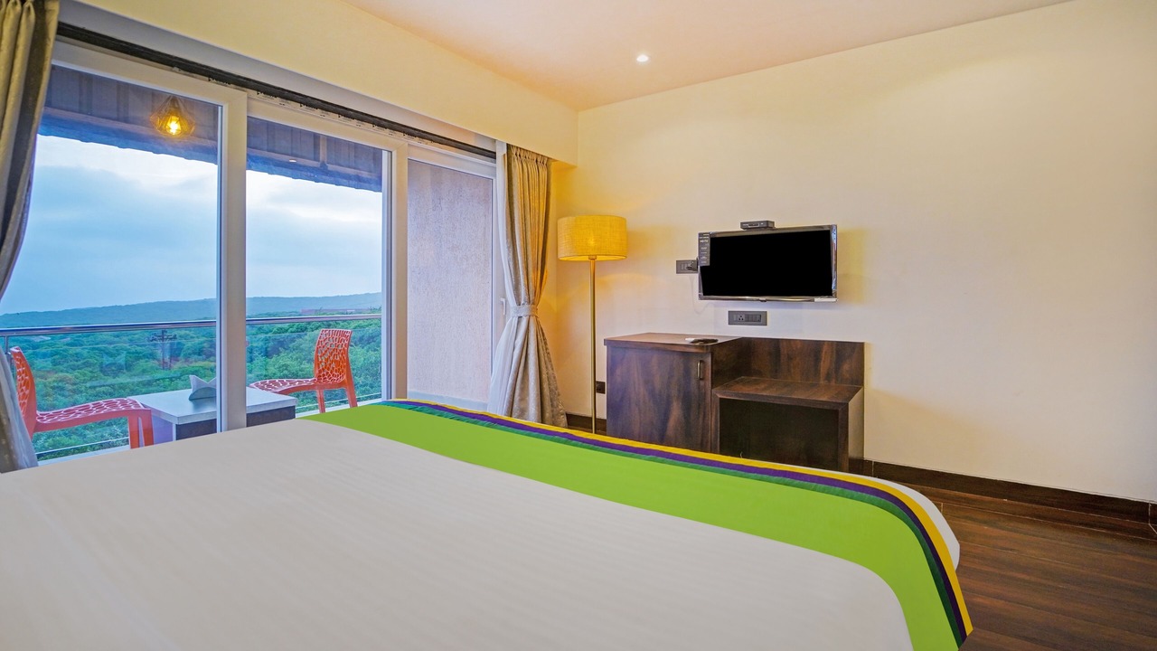Photo of Bedroom in Mahabaleshwar