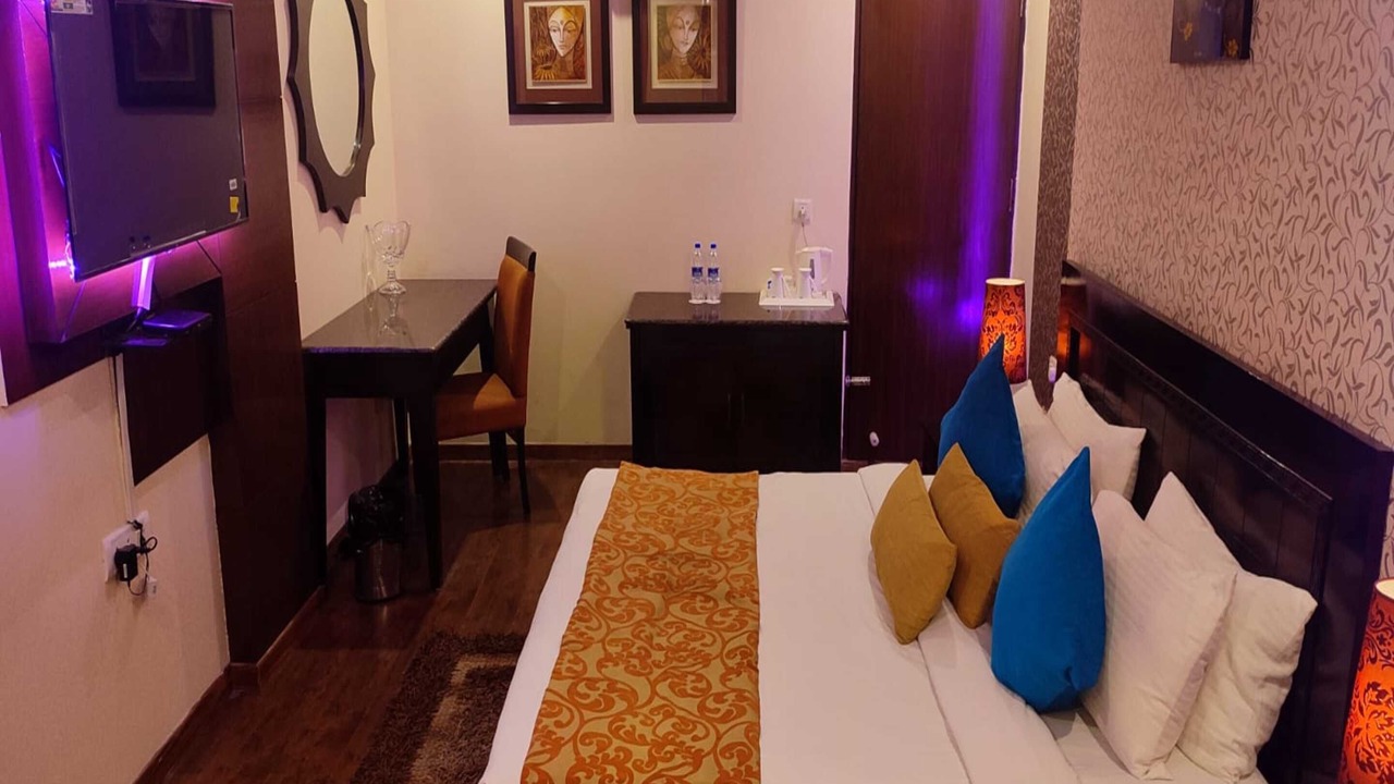 Photo of Bedroom in Bareilly