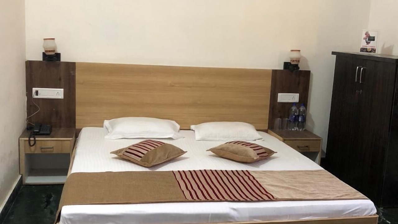 Photo of Bedroom in Lansdowne