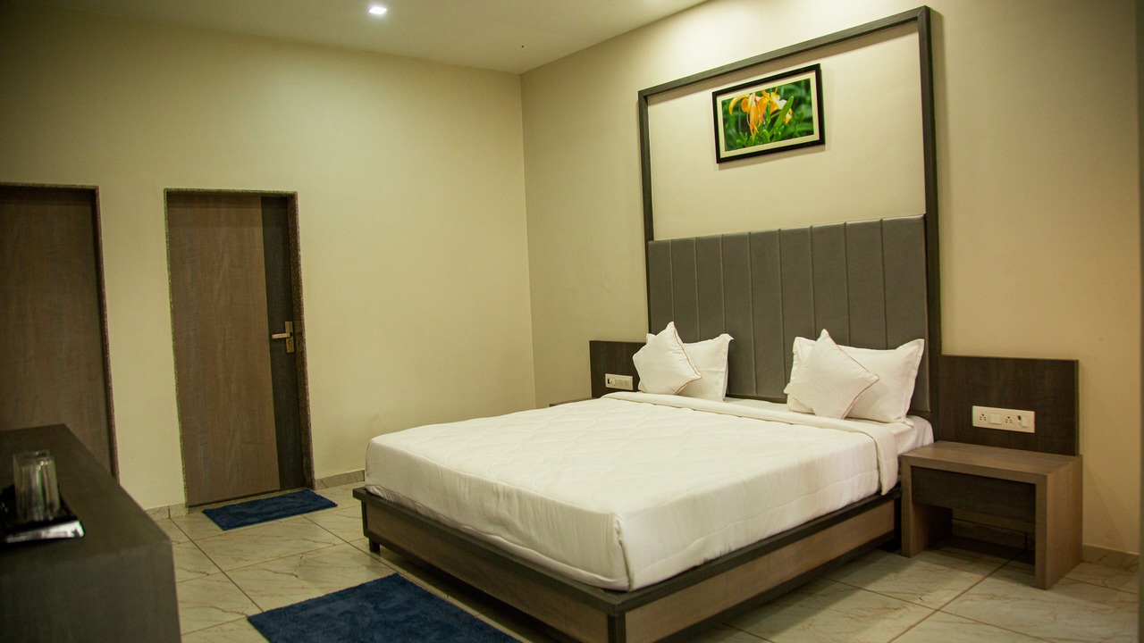 Photo of Bedroom in Sasan Gir