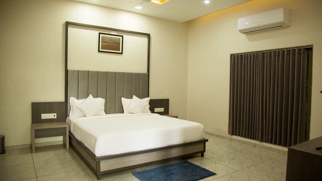 Photo of Bedroom in Sasan Gir