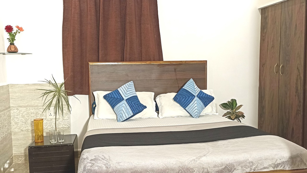 Photo of Bedroom in Gauravaddo