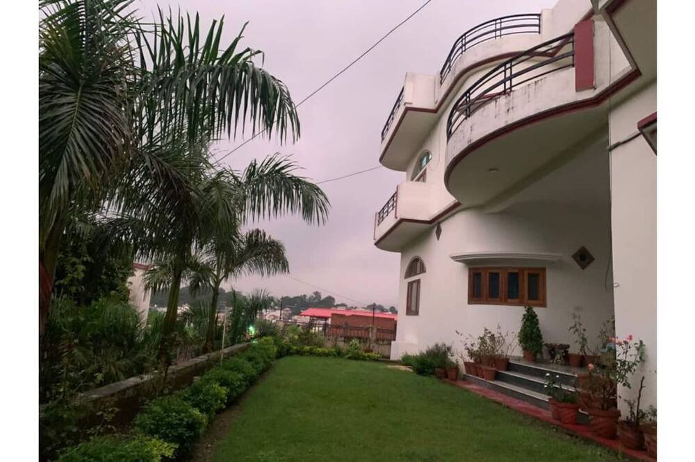 Photo of Outdoor in Bullawala