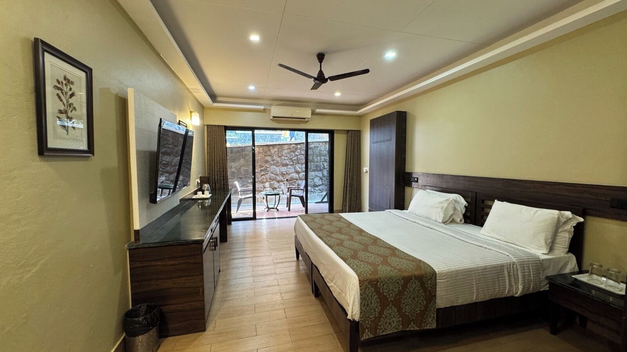 Photo of Bedroom in Lonavala