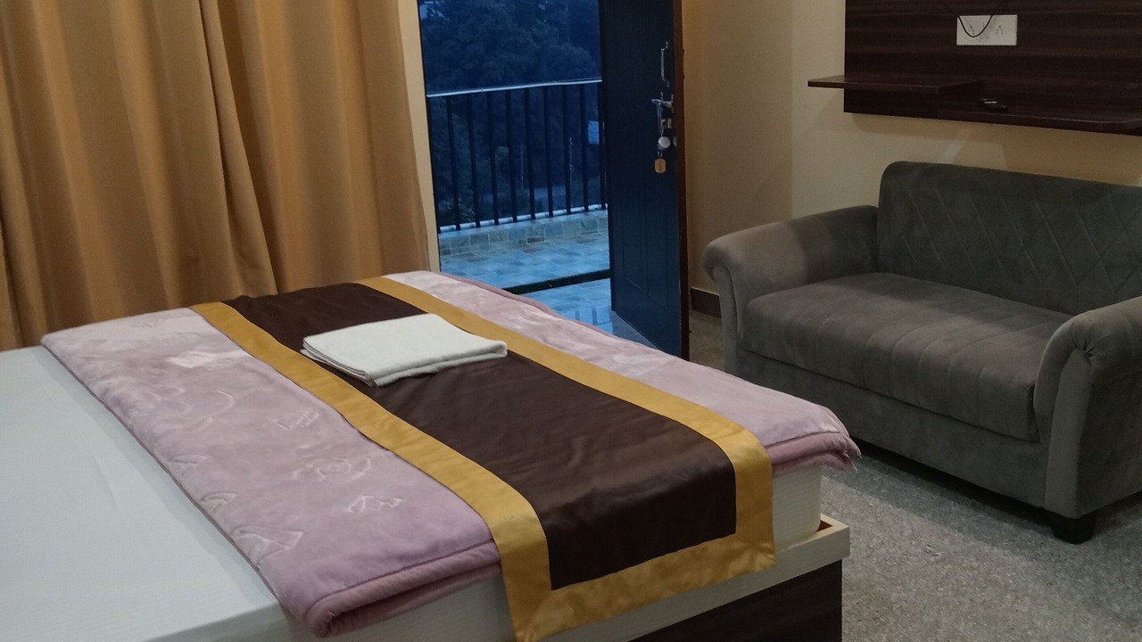 Photo of Bedroom in Bhimtal