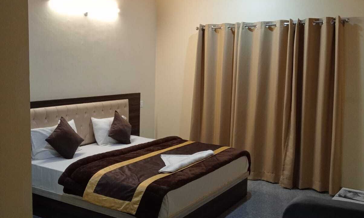 Photo of Bedroom in Bhimtal