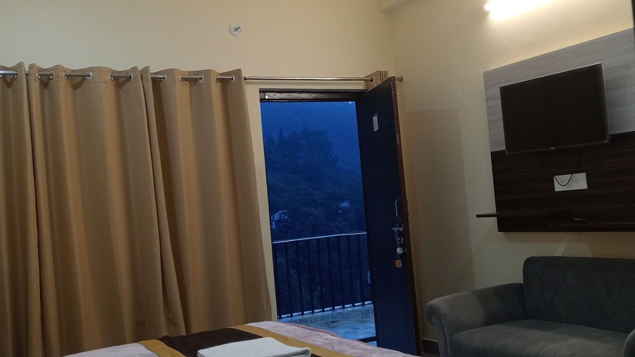 Photo of Bedroom in Bhimtal