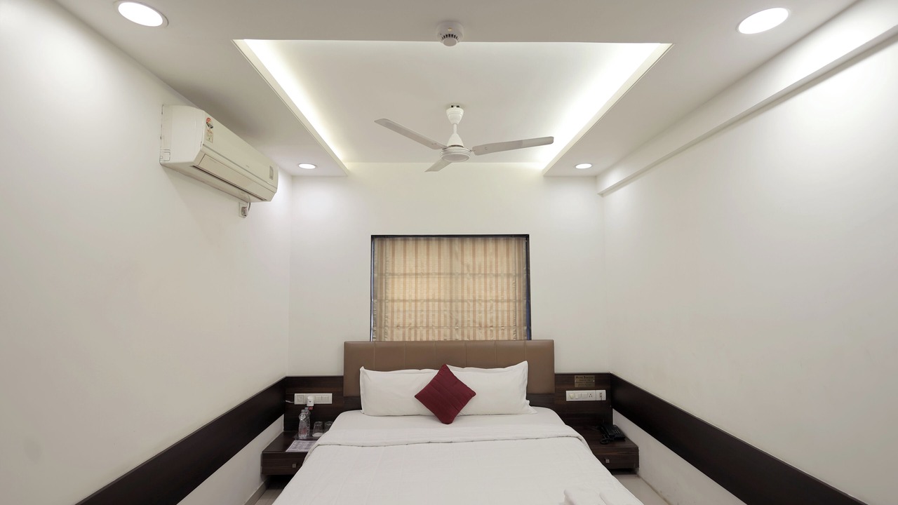 Photo of Bedroom in Surat