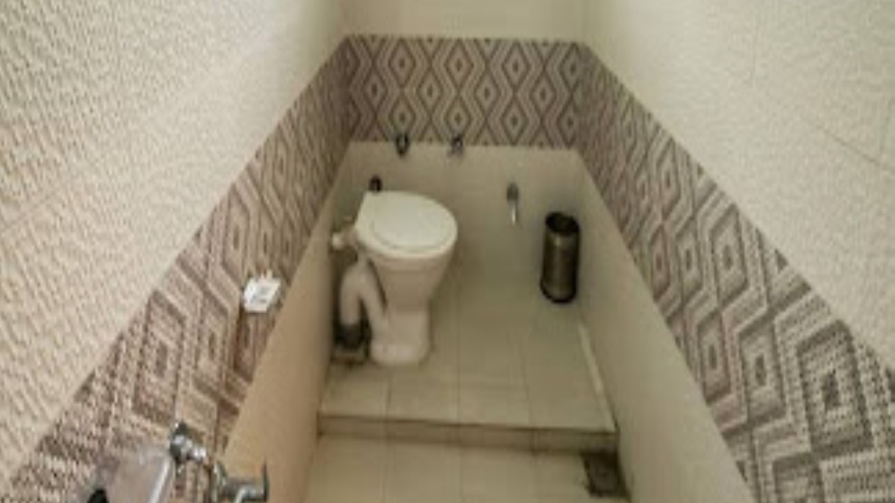 Photo of Bathroom in Koliyaak
