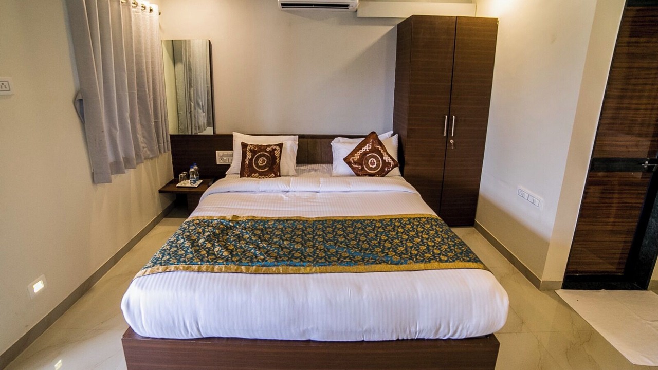 Photo of Bedroom in Koliyaak