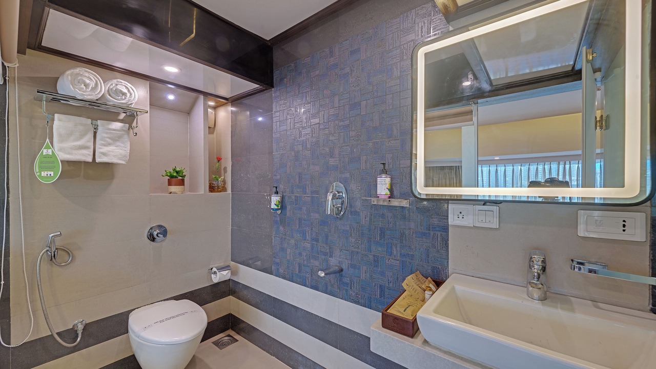 Photo of Bathroom in Marol
