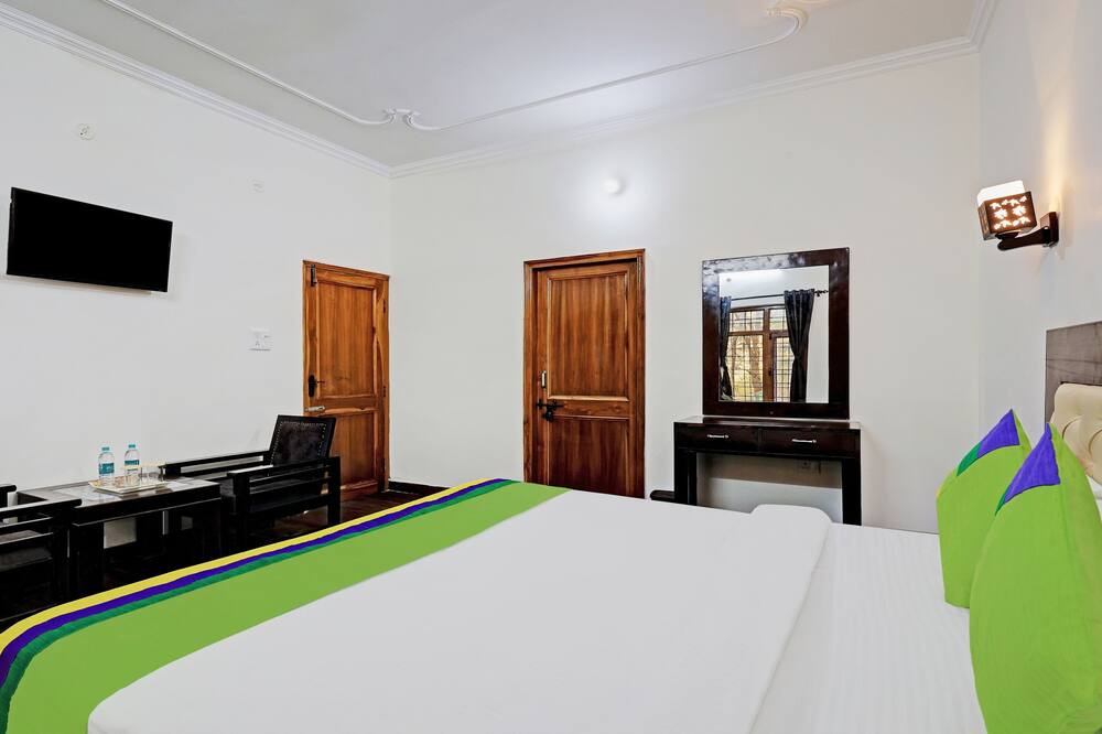 Photo of Bedroom in Bhimtal