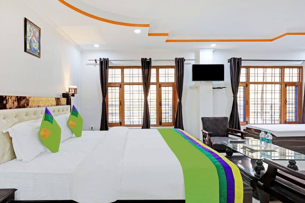 Photo of Bedroom in Bhimtal