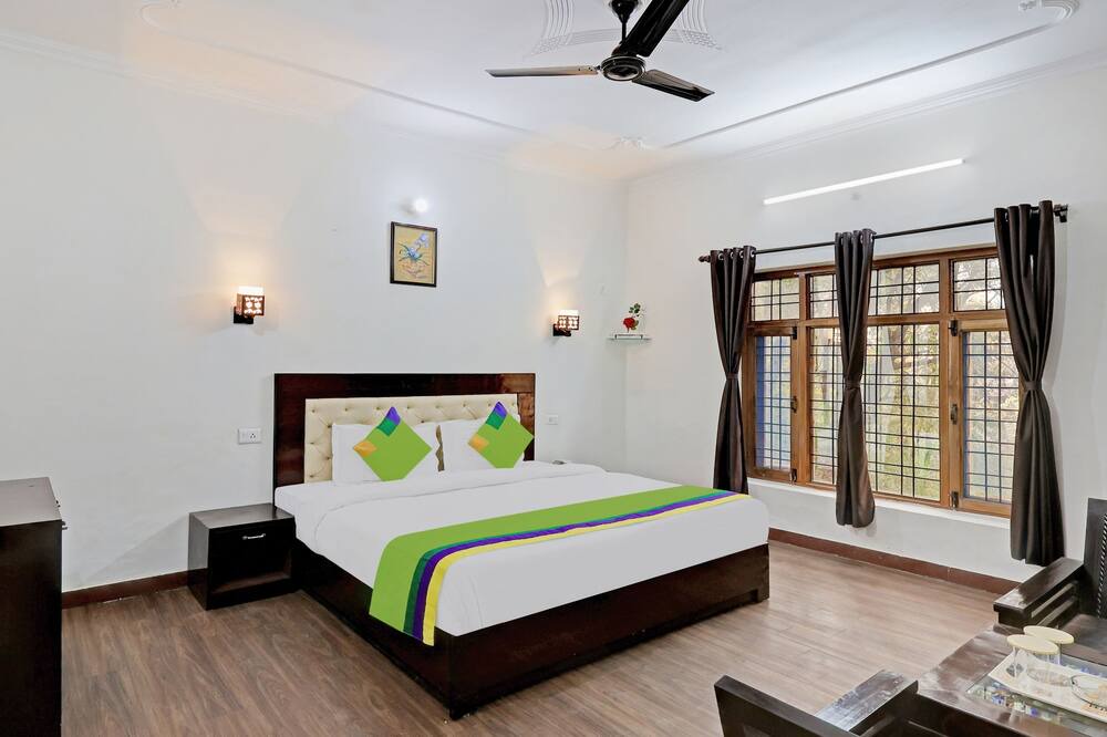 Photo of Bedroom in Bhimtal