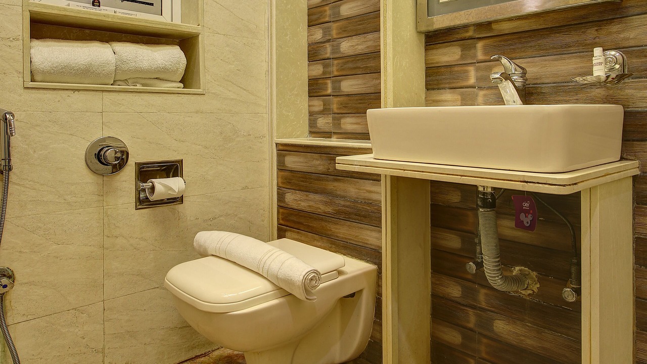 Photo of Bathroom in Juhu