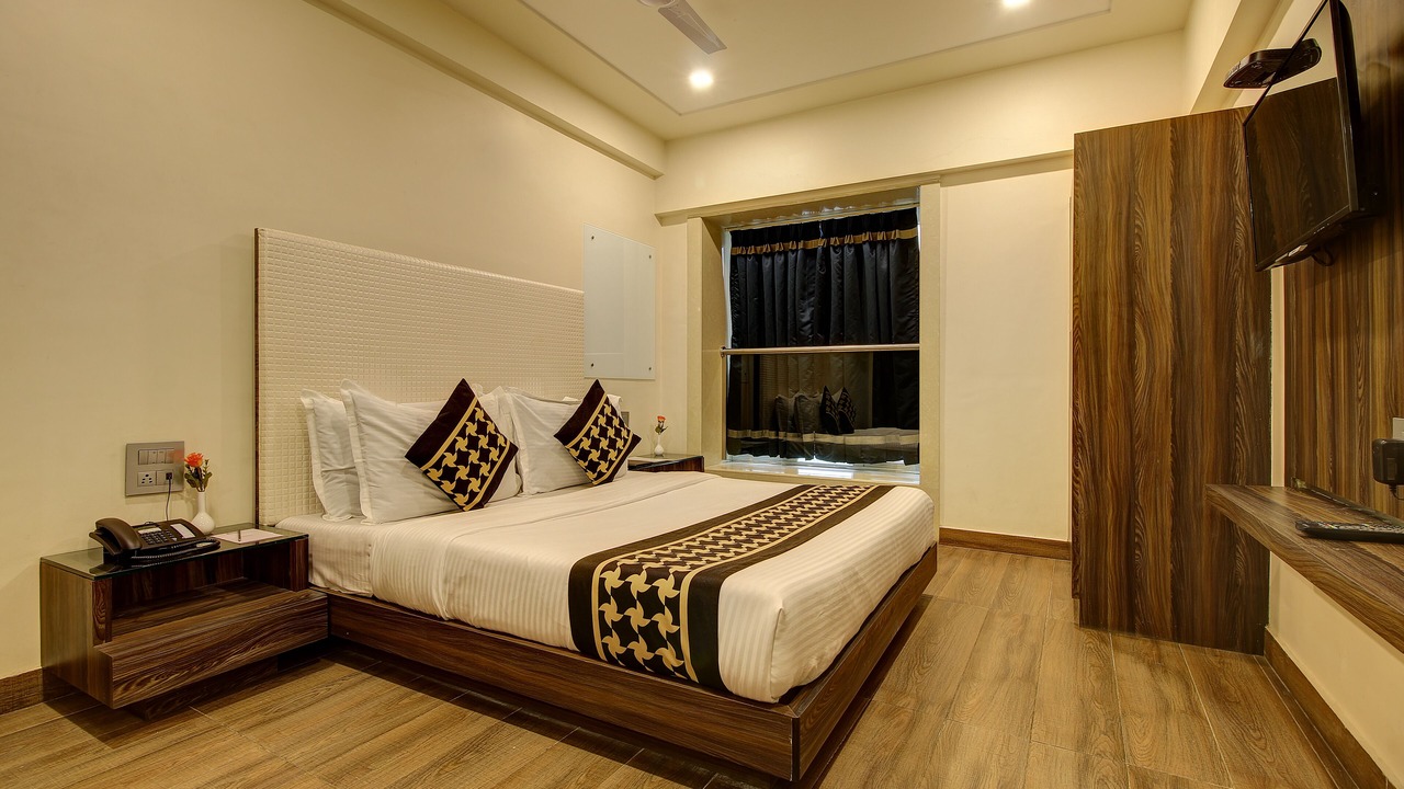 Photo of Bedroom in Juhu