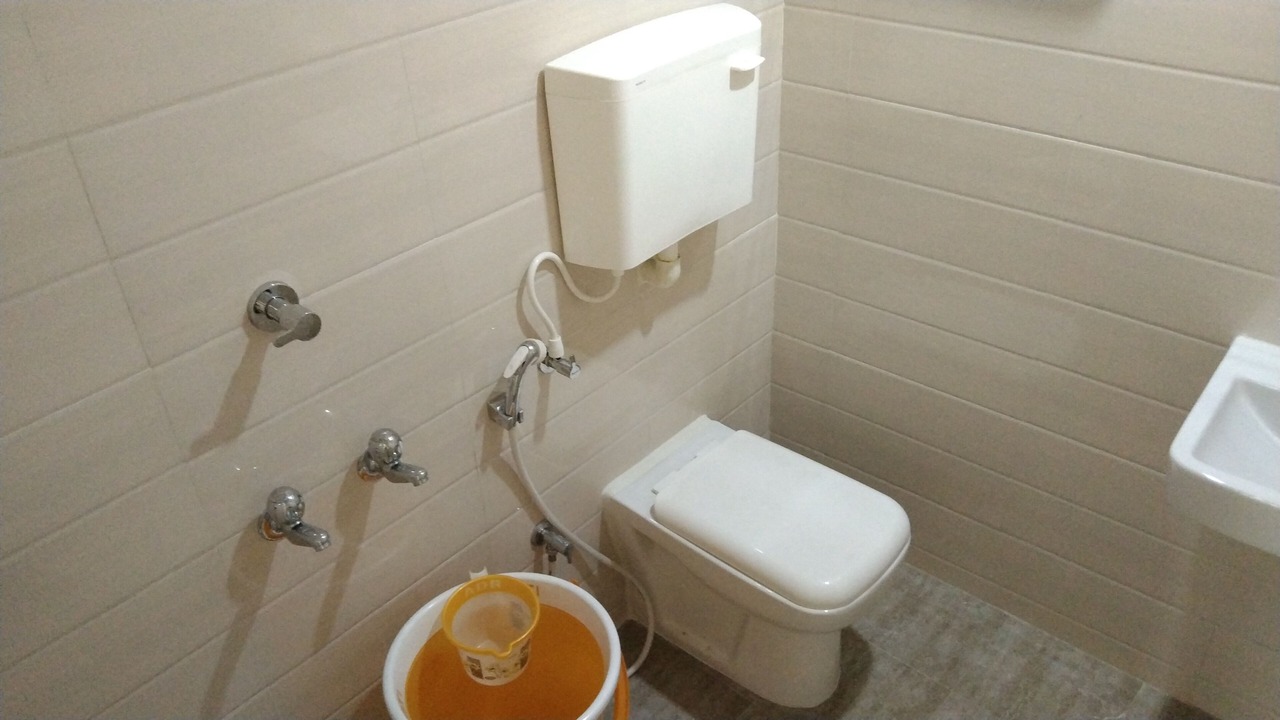 Photo of Bathroom in Tiruchirappalli