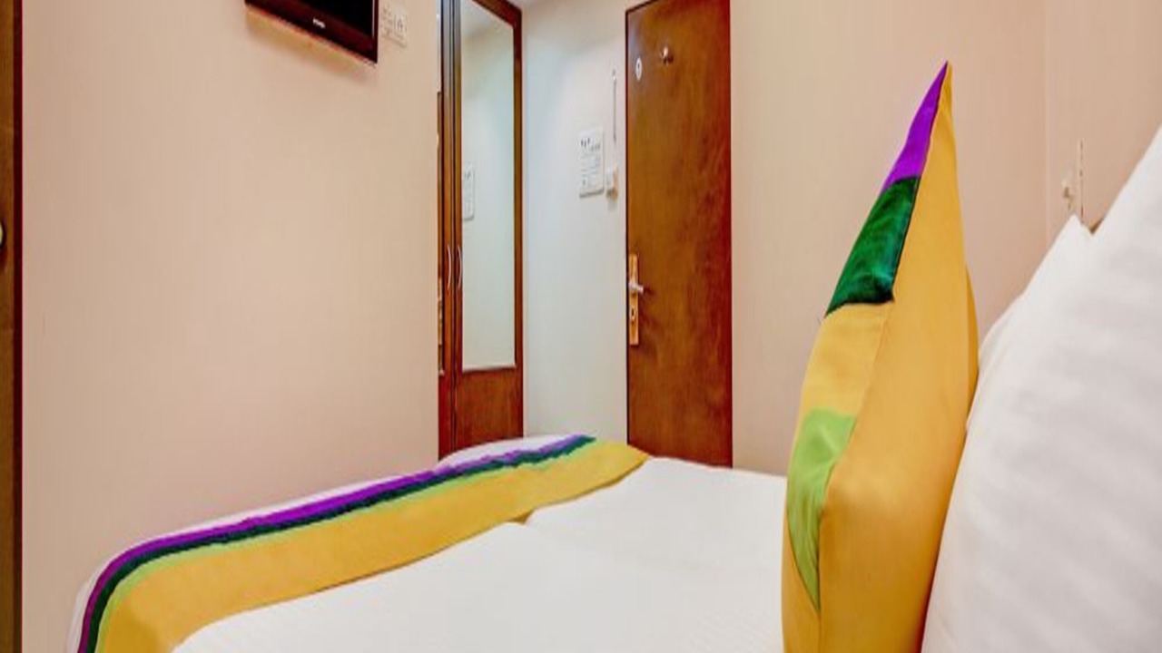 Photo of Bedroom in J B Nagar