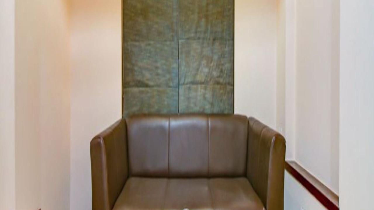 Photo of Bedroom in J B Nagar