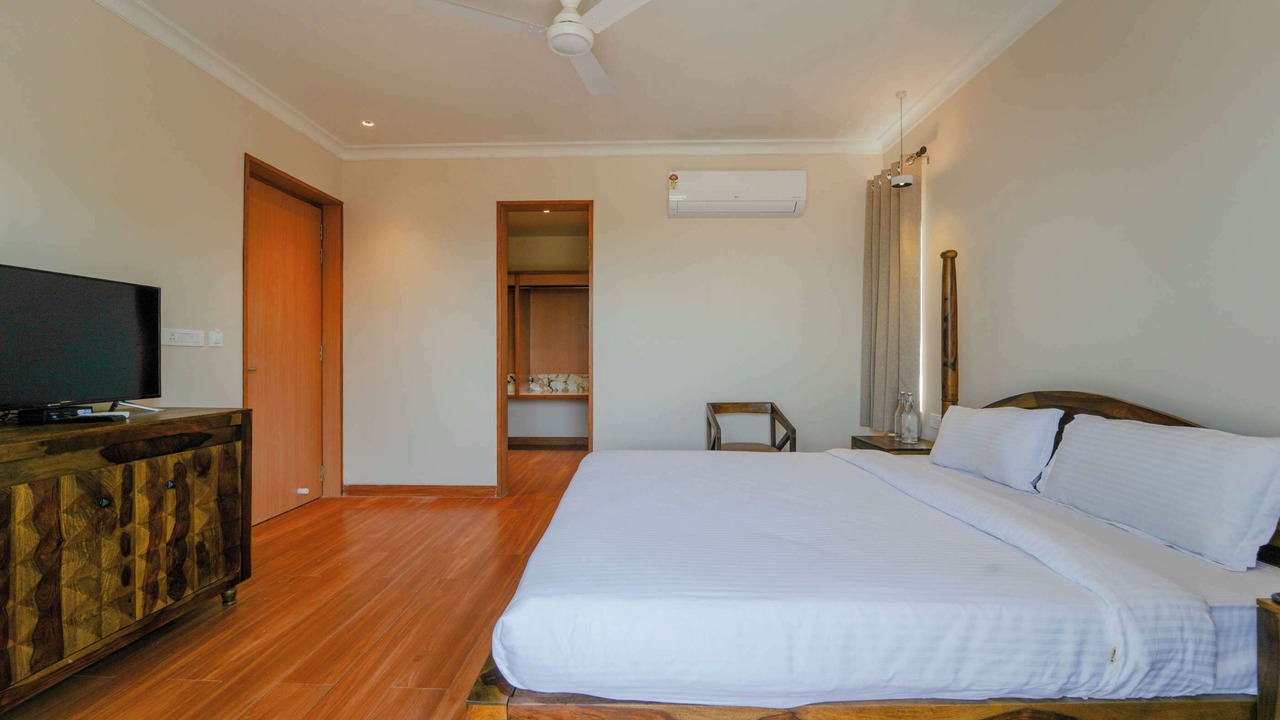 Photo of Bedroom in Vaishali Nagar