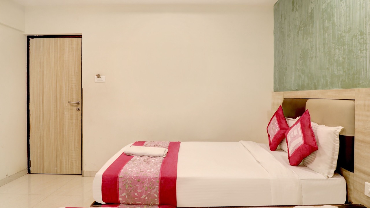 Photo of Bedroom in Kurla West