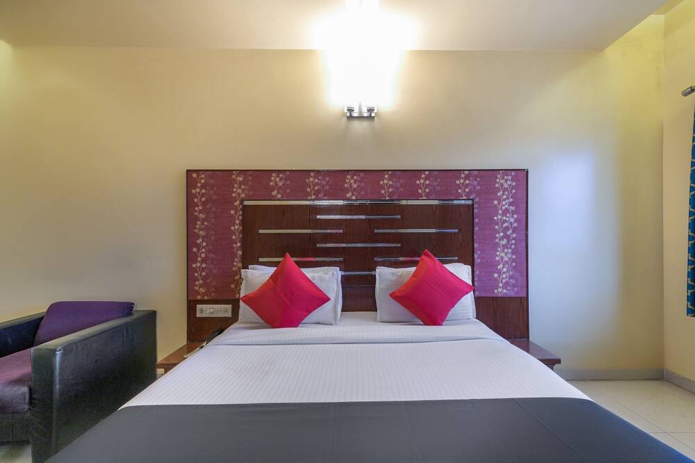 Photo of Bedroom in Ahmedabad City Centre