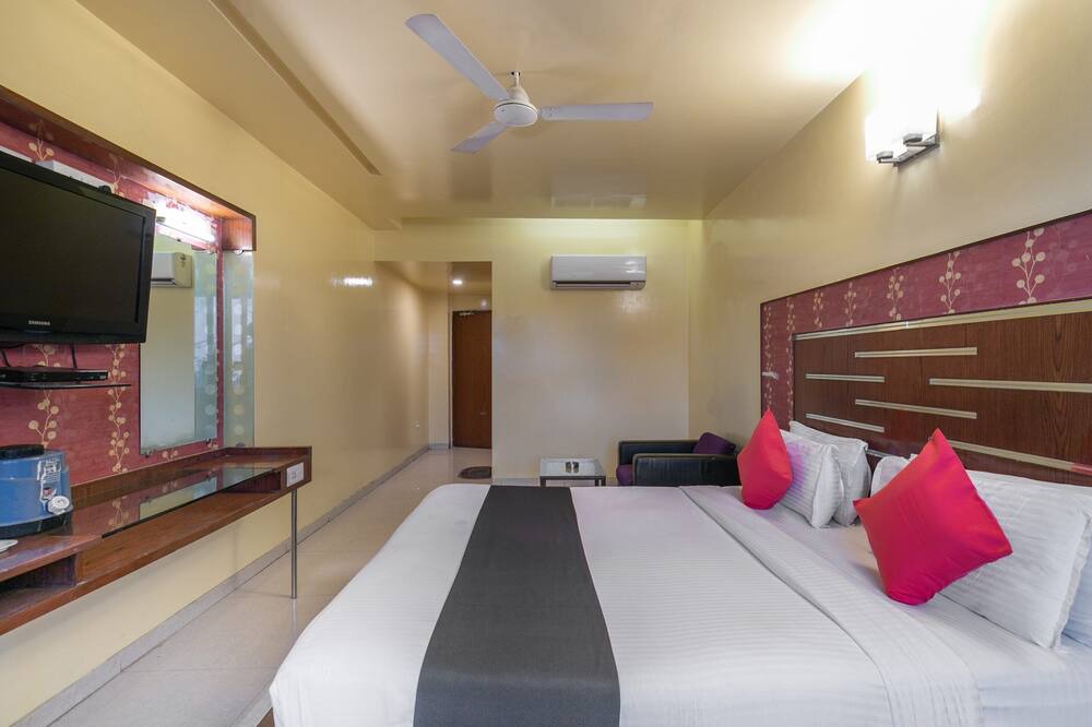 Photo of Bedroom in Ahmedabad City Centre