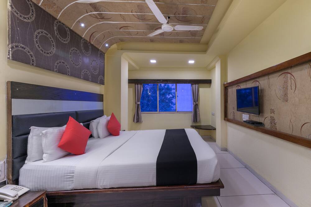 Photo of Bedroom in Ahmedabad City Centre