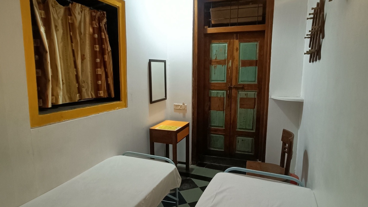 Photo of Bedroom in Kalbadevi