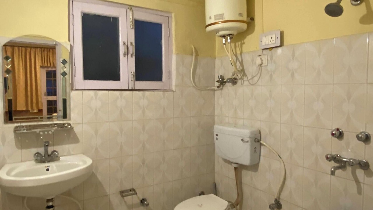 Photo of Bathroom in McLeod Ganj