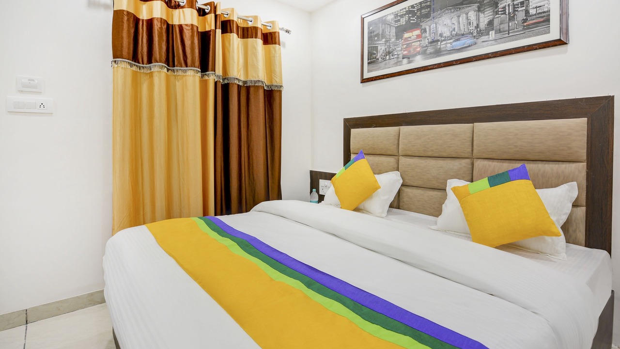 Photo of Bedroom in Roorkee