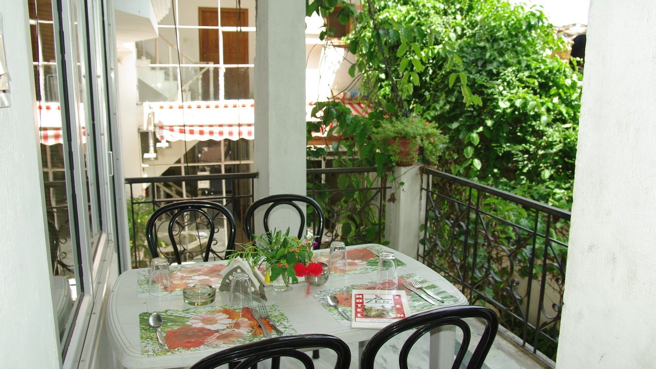 Photo of Patio Balcony in Khajuraho