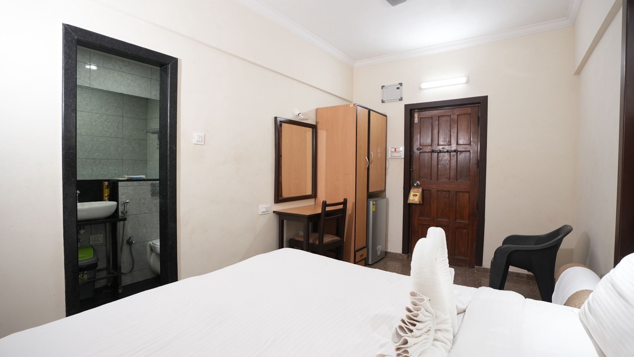 Photo of Bedroom in Candolim