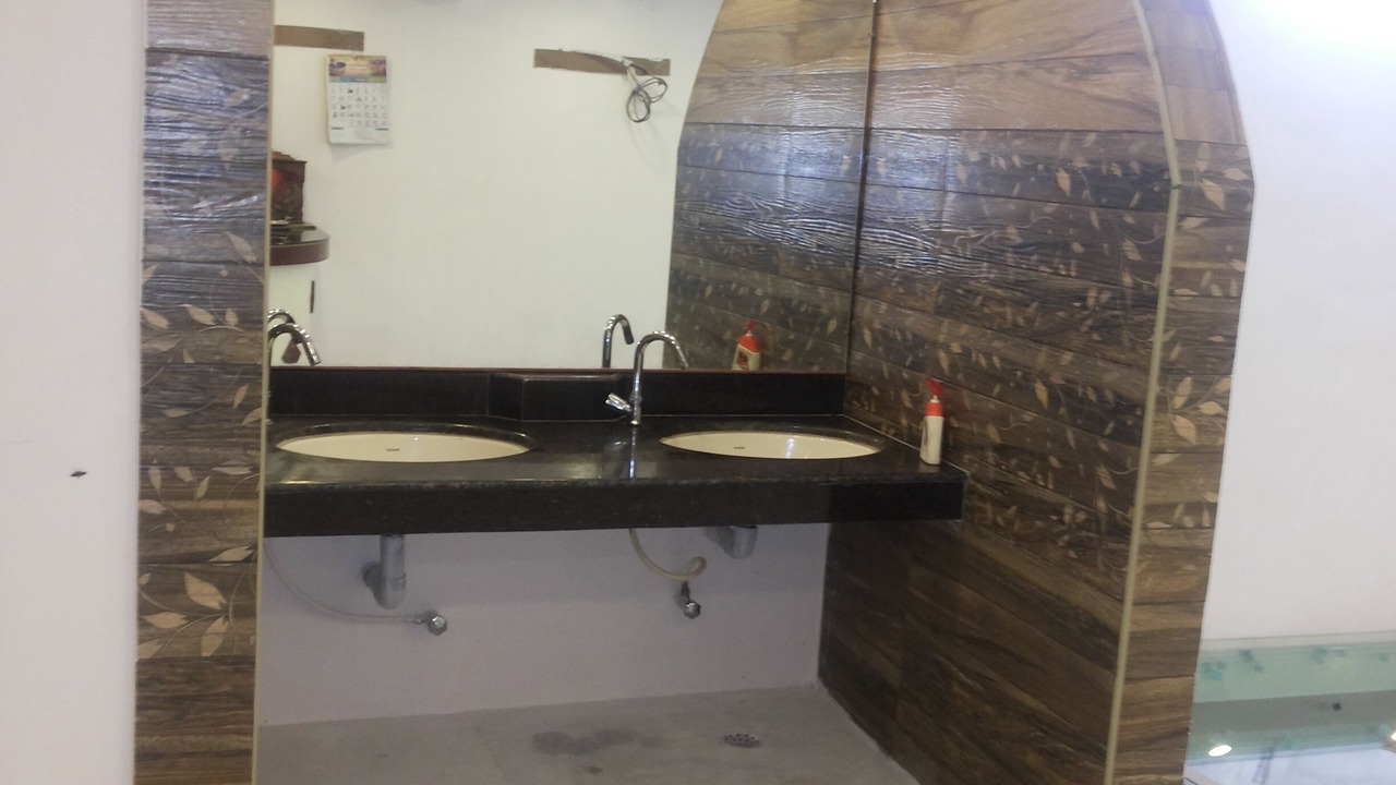 Photo of Bathroom in Madurai Main