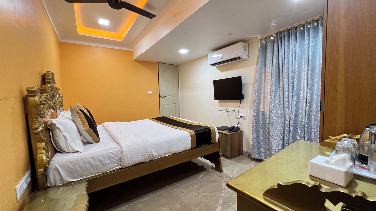 Photo of Bedroom in Sector 11