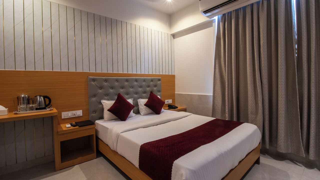 Photo of Bedroom in Sector 11