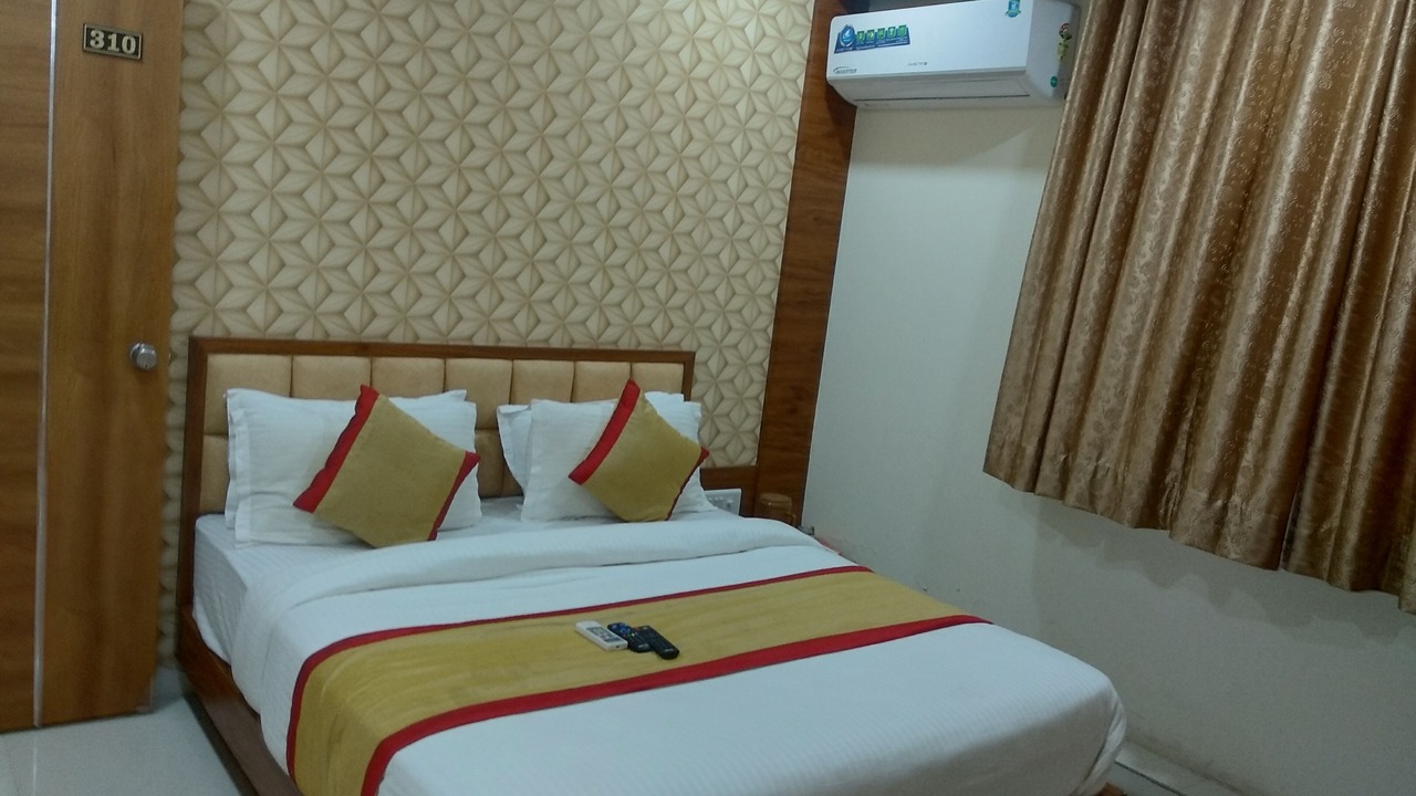 Photo of Bedroom in Anand