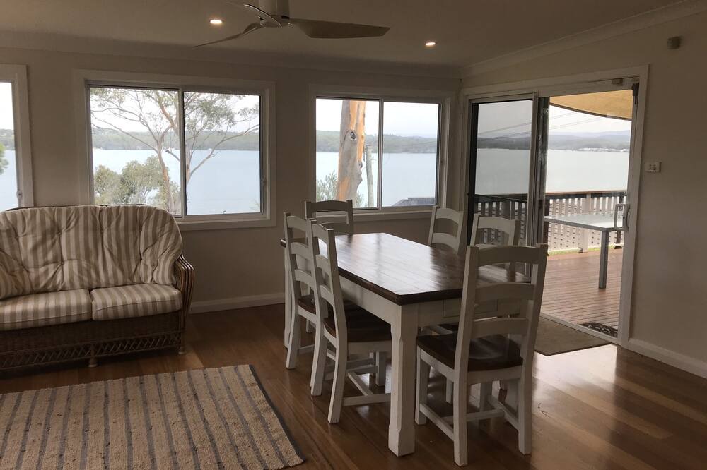 Photo of Livingroom in Coal Point