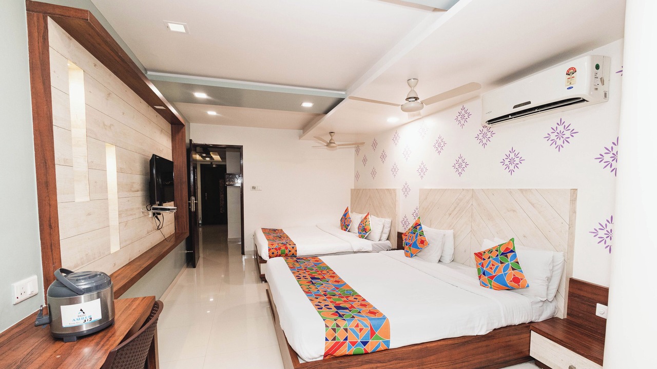 Photo of Bedroom in Sayajiganj