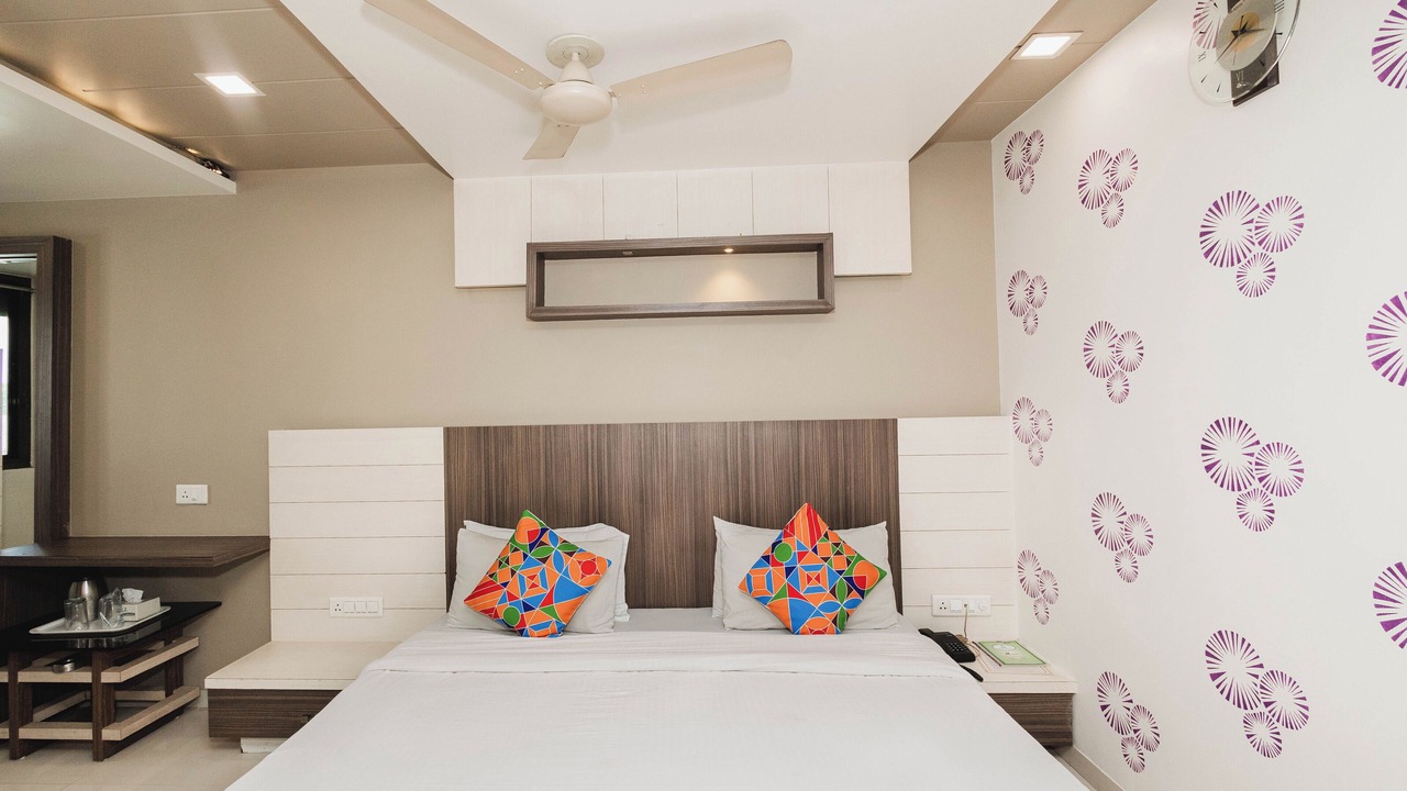 Photo of Bedroom in Sayajiganj