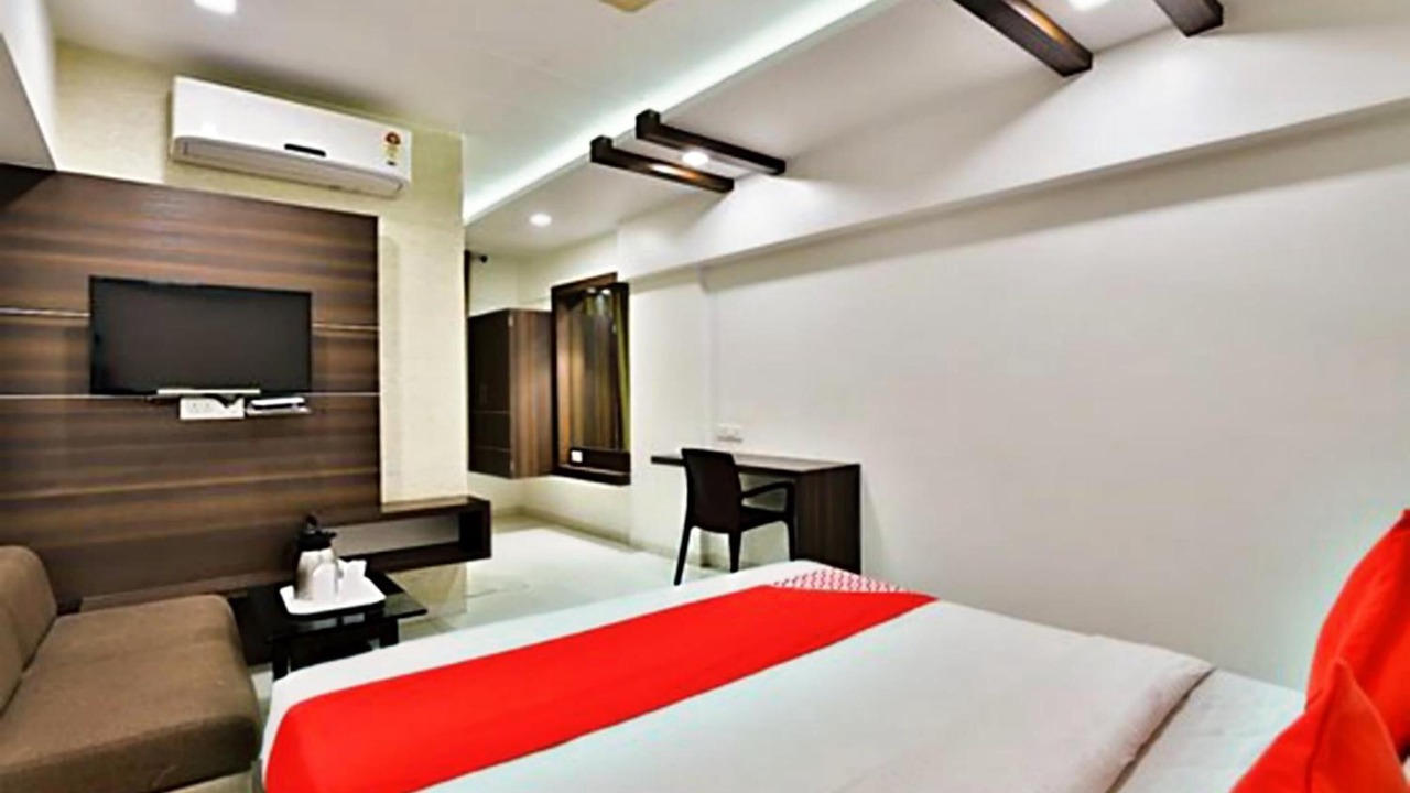 Photo of Bedroom in Sayajiganj