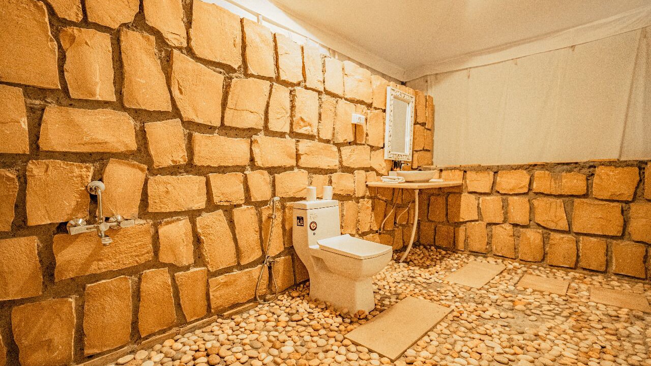 Photo of Bathroom in Kanoi