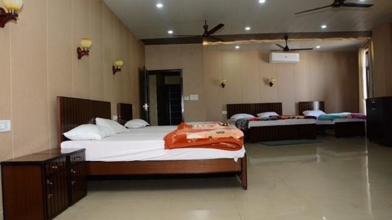 Photo of Bedroom in Haldwani