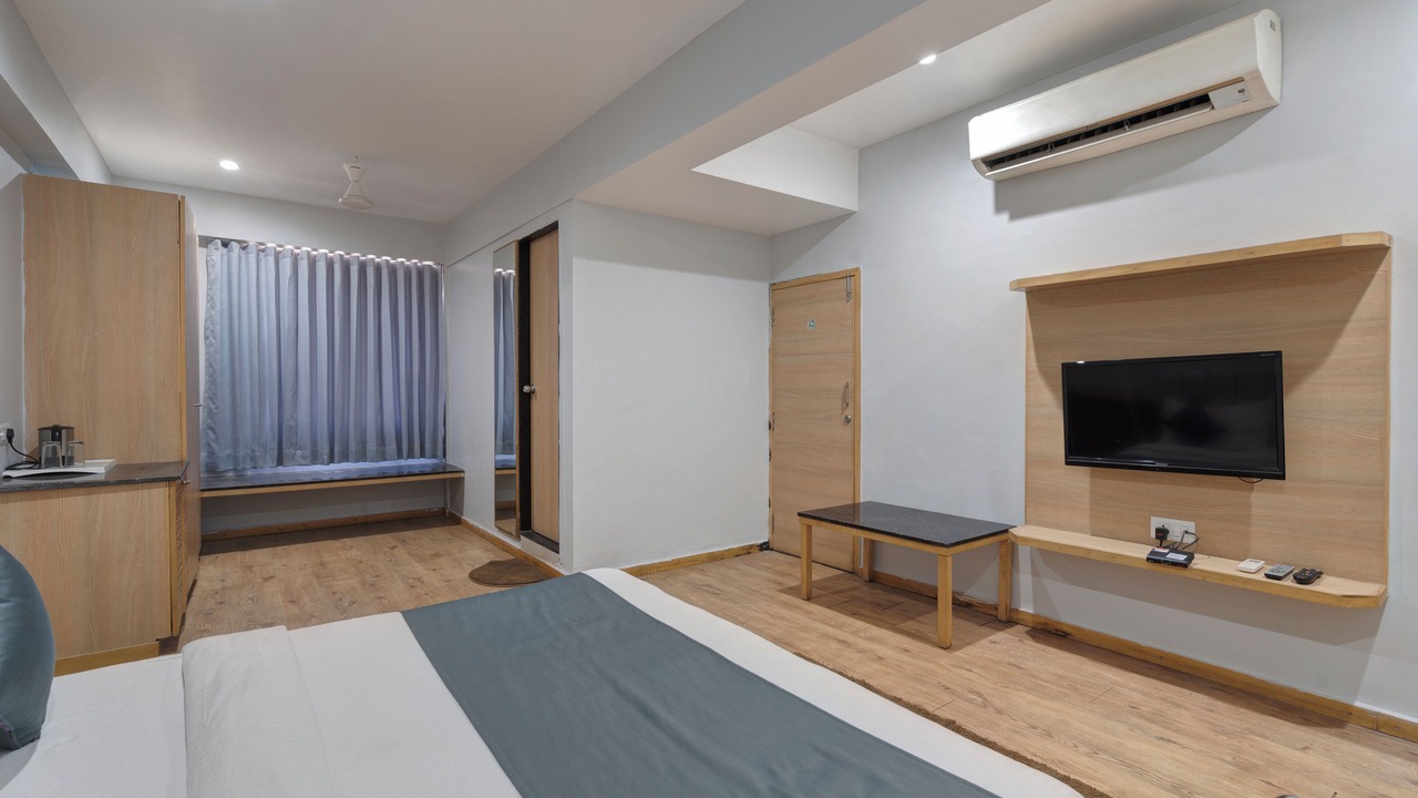 Photo of Bedroom in Gandhinagar