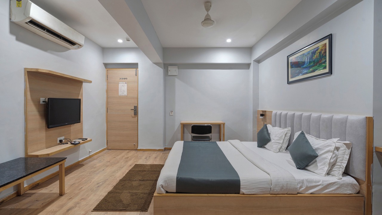 Photo of Bedroom in Gandhinagar