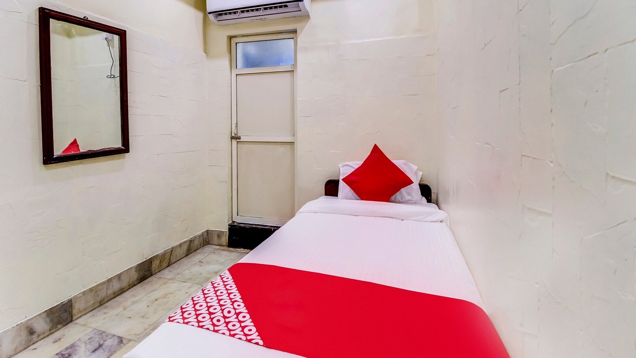 Photo of Bedroom in Mazgaon