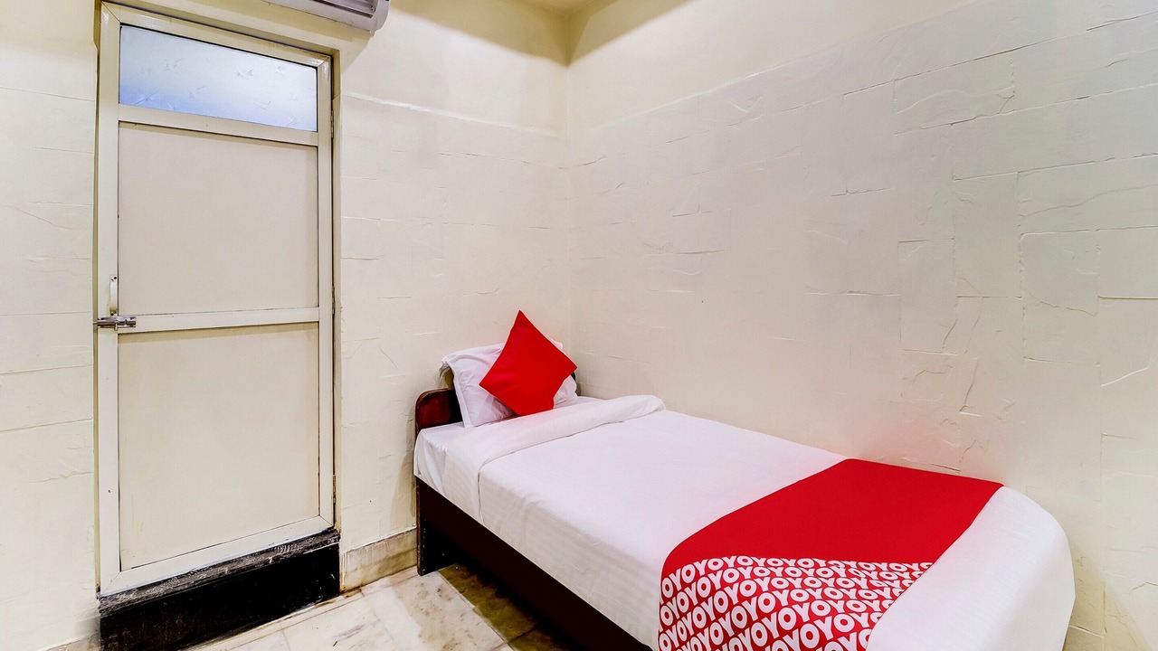 Photo of Bedroom in Mazgaon