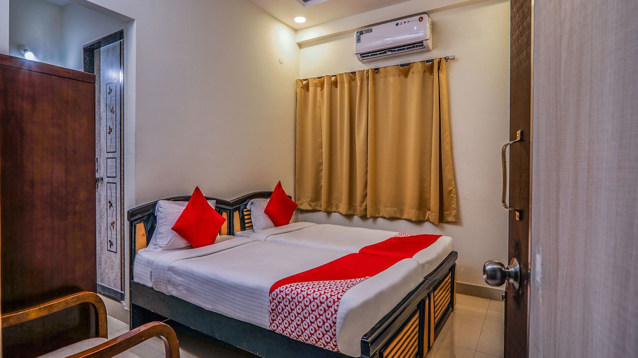 Photo of Bedroom in Begumpet