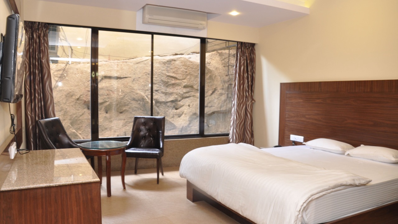 Photo of Bedroom in Mount Abu