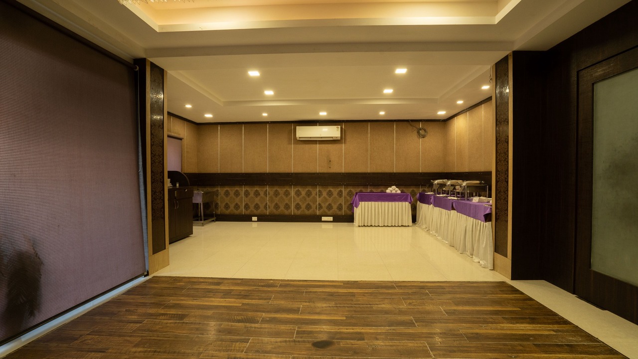 Photo of Bedroom in Jabalpur